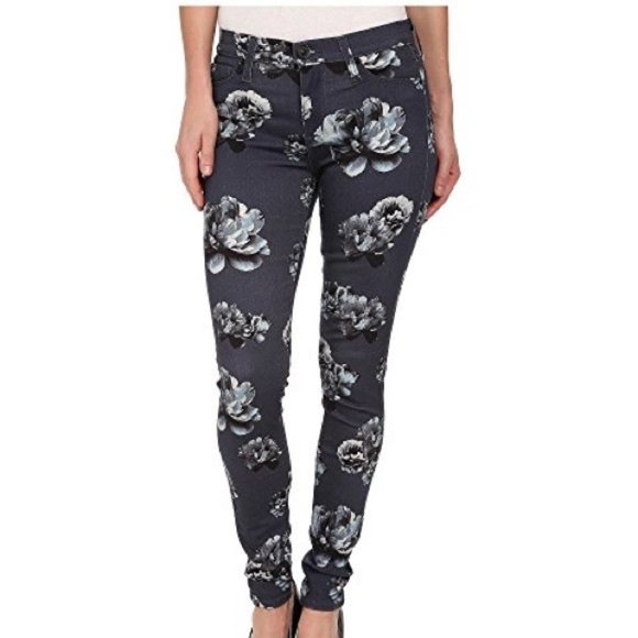 🔥NWT Hudson Nico Mid Rise Super Skinny Jeans